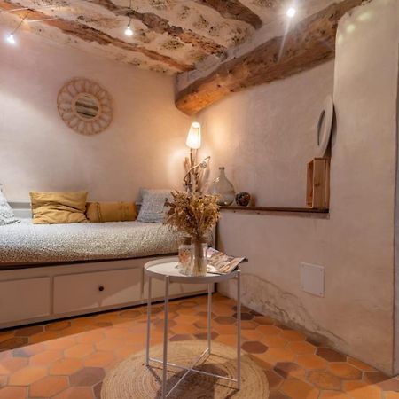 Maison De Village Au Coeur Des Remparts Sainte-Eulalie-de-Cernon Buitenkant foto