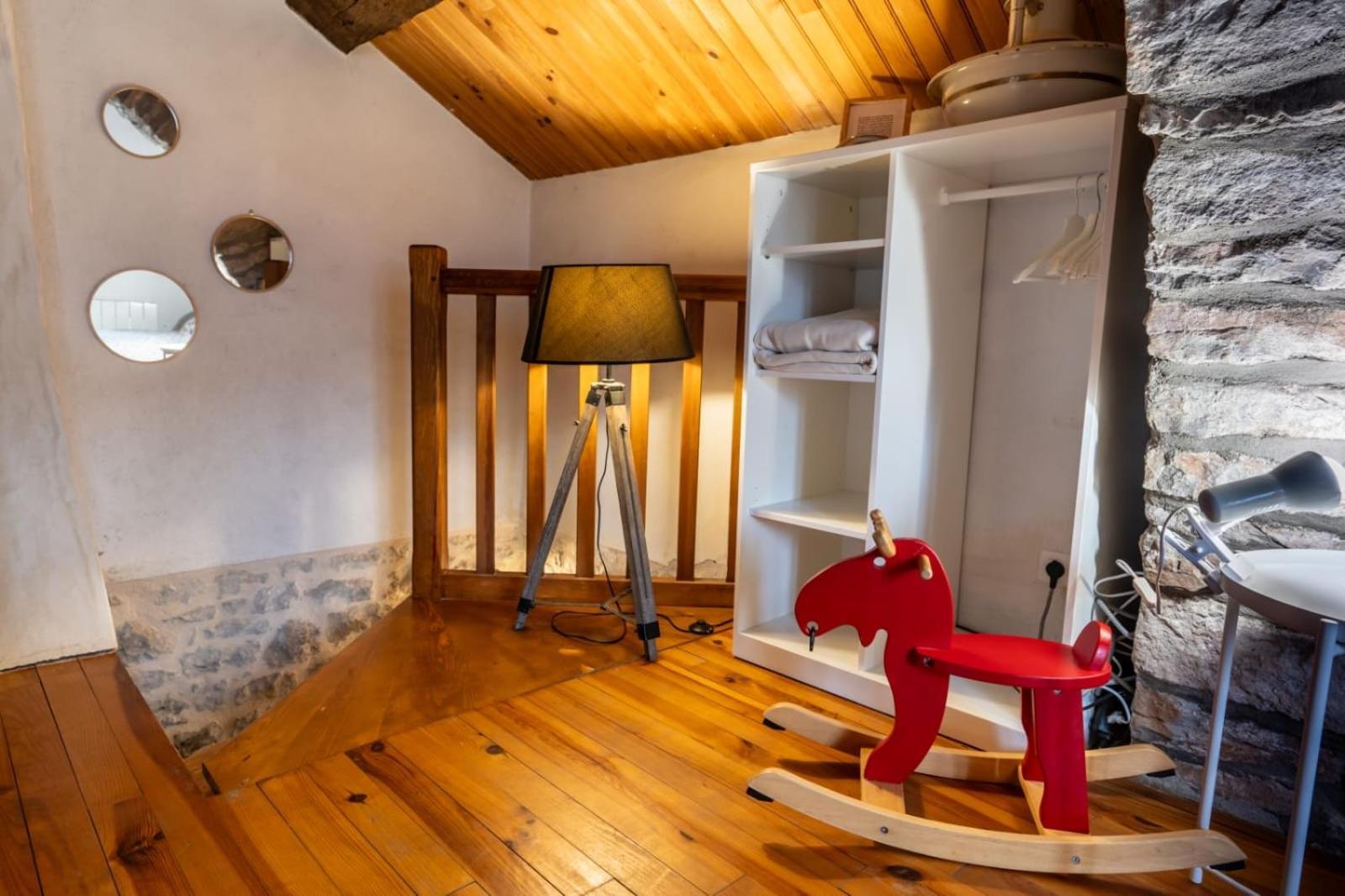 Maison De Village Au Coeur Des Remparts Sainte-Eulalie-de-Cernon Buitenkant foto
